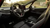 DB2024AU00357_large