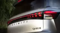2025-Infiniti-QX80-03019-10