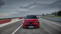 Alfa-Romeo-Junior-89389-3