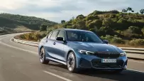 P90549616_highRes_the-new-bmw-330i-sed