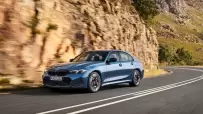 P90549617_highRes_the-new-bmw-330i-sed
