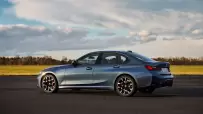 P90549633_highRes_the-new-bmw-330i-sed