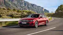 P90549645_highRes_the-new-bmw-330e-tou
