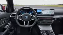 P90549666_highRes_the-new-bmw-330e-tou