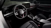 DB2024AU00741_large