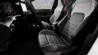 DB2024AU00749_large