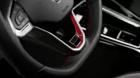 DB2024AU00750_large