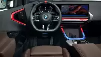 2025-BMW-X3-00024