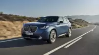 P90554852_highRes_the-new-bmw-x3-30e-x