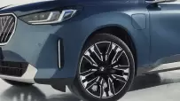 P90554899_highRes_the-new-bmw-x3-30e-x