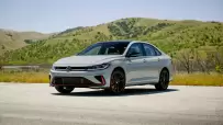 2025-VW-Jetta-GLI-624-7