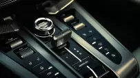 Aston_Martin-Vanquish_Volante-2026-HD-af479cfc1bb4ea35b7338f7a780b902c502a990d2