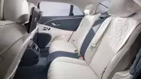 18 - Flying Spur Azure