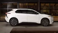 2026-Subaru-Solterra-7