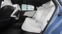 es350e_premium_skylightblue_white_031