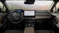 2025-bz4xtouring-int-02b
