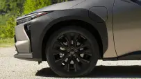 2026_toyotabz4xtouring_awd_brilliantbronzemetallic_exterior_004