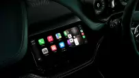 Aston Martin_Apple CarPlay Ultra_07