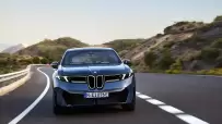 P90615635_highRes_the-new-bmw-ix3-50-x (1)