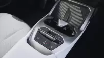P90615660_highRes_the-new-bmw-ix3-50-x