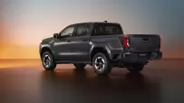 2025toyotahiluxbevhero4