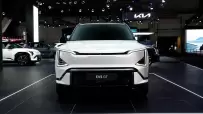 Original-30291-kia-ev5-gt-snow-white-pearl-motorshow-static-hires-04