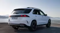 Mercedes-Benz-GLE-2027-Rear_Three-Quarter.990132ff