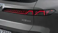 P90646024_highRes_bmw-ix5-60-xdrive-06