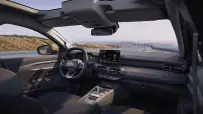 2026-dacia-striker-34