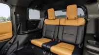 2027-mitsubishi-pajero-reveal-interior-14