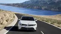 P90657639_highRes_the-new-bmw-i3-50-xd