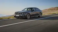 P90657730_highRes_the-new-bmw-320-exte