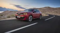 P90655718_highRes_bmw-ix4-m60-xdrive-d
