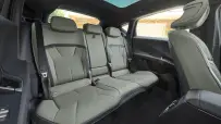 P90655825_highRes_bmw-ix4-50-xdrive-in